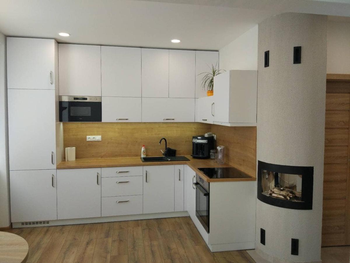 Moderny Apartman S Krbom A Klimatizaciou Preszów Zewnętrze zdjęcie